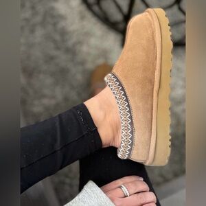 UGG Tasman Slippers NWOT